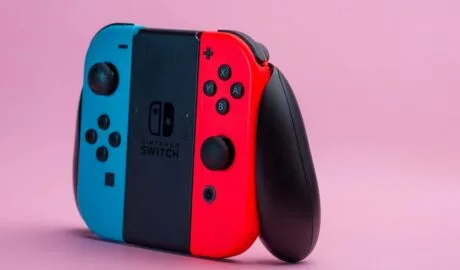 red and blue nintendo switch game controller